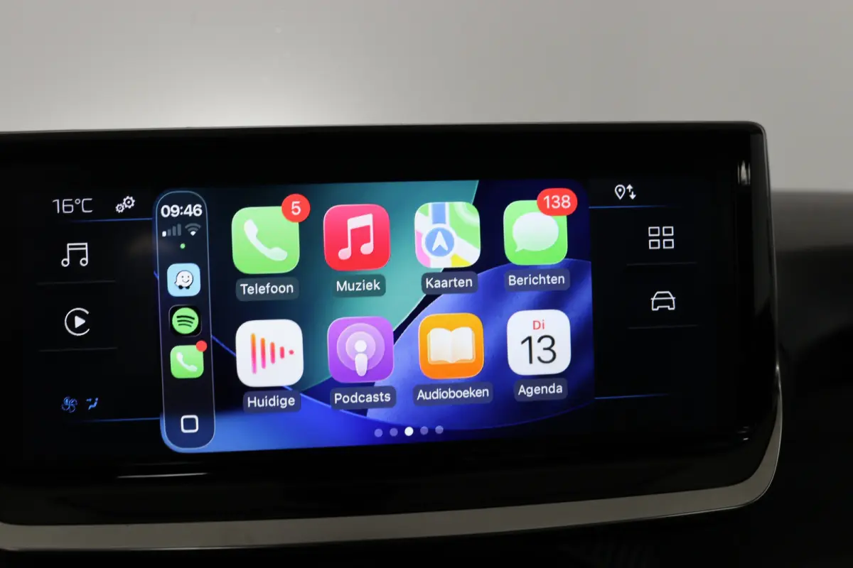 Hybrid 100 e-DCS6 Active | 1e Eigenaar! | LED | Navi By App | Airco | Parkeersensoren | Cruise Control | DAB