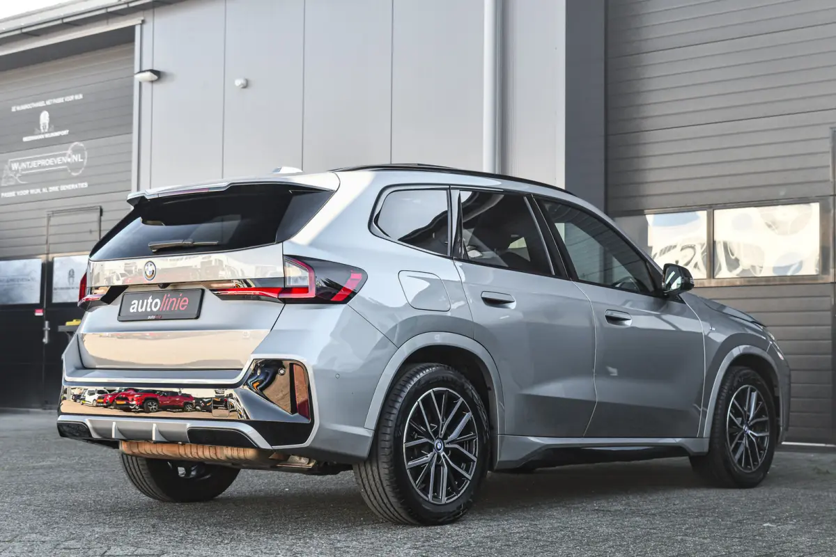 XDrive30e M Sport, Panorama, H.Kardon, Memory, 360, HUD, Ambiente, Trekhaak, Carplay!