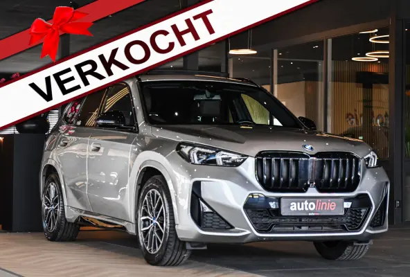 XDrive30e M Sport, Panorama, H.Kardon, Memory, 360, HUD, Ambiente, Trekhaak, Carplay!