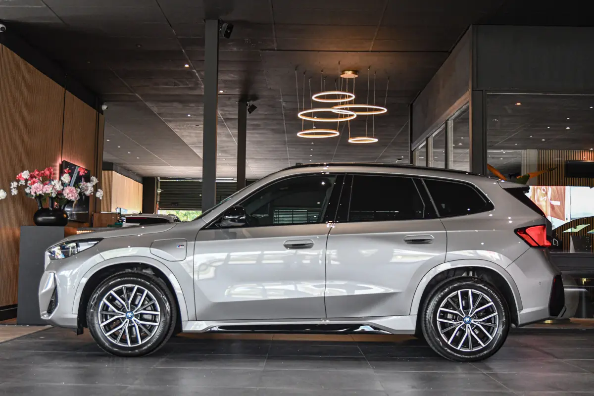 XDrive30e M Sport, Panorama, H.Kardon, Memory, 360, HUD, Ambiente, Trekhaak, Carplay!