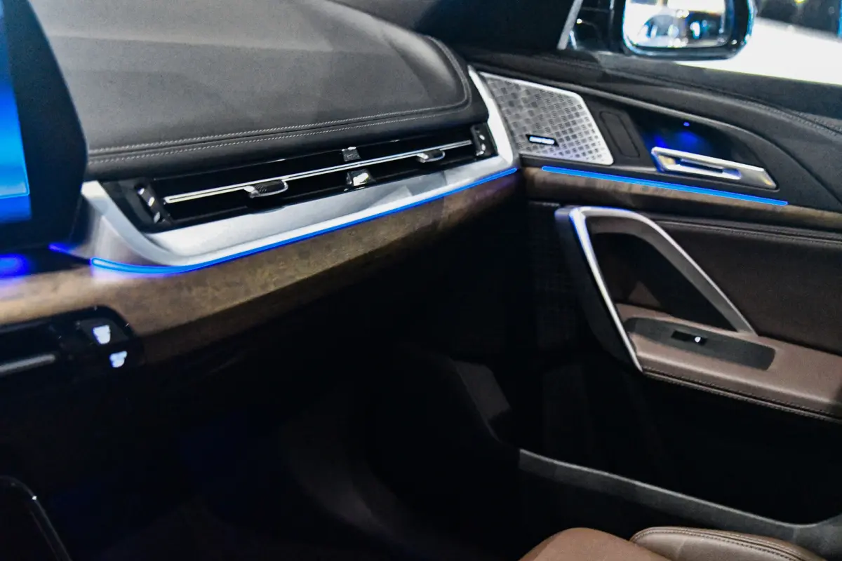 XDrive30e M Sport, Panorama, H.Kardon, Memory, 360, HUD, Ambiente, Trekhaak, Carplay!