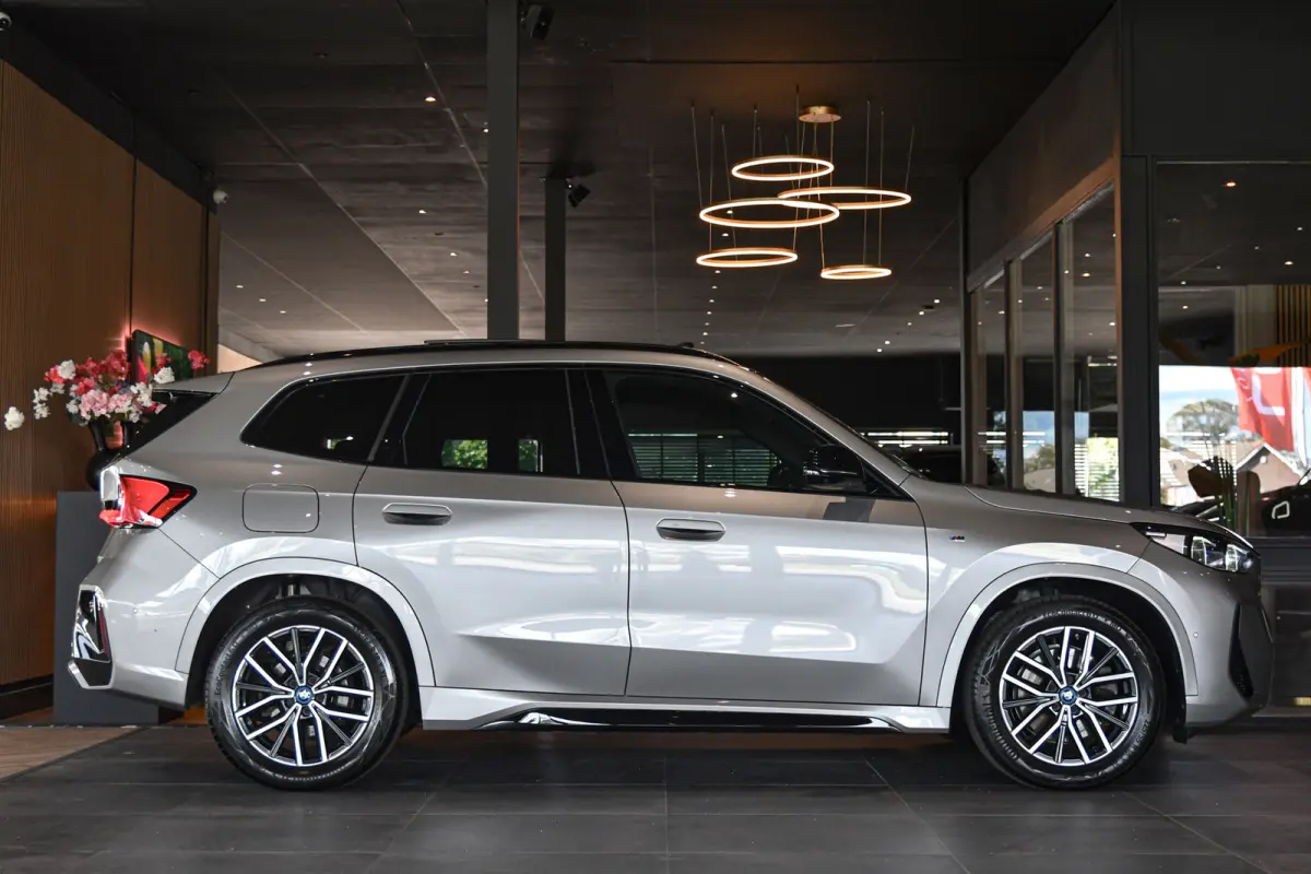 XDrive30e M Sport, Panorama, H.Kardon, Memory, 360, HUD, Ambiente, Trekhaak, Carplay!