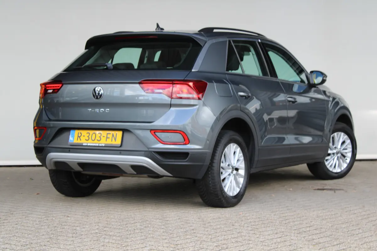 1.0 TSI Life Business | Adaptieve cruise control | Stoelverwarming | Navigatie | Apple carplay & Android auto |