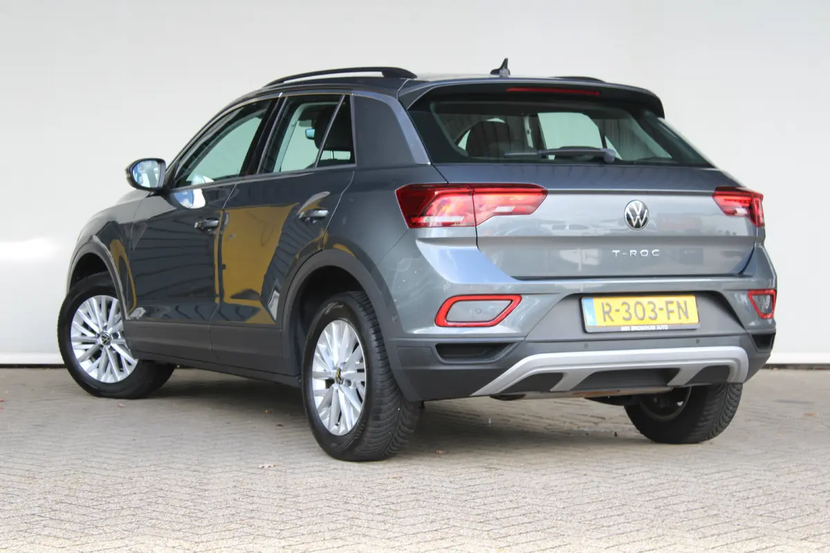 1.0 TSI Life Business | Adaptieve cruise control | Stoelverwarming | Navigatie | Apple carplay & Android auto |
