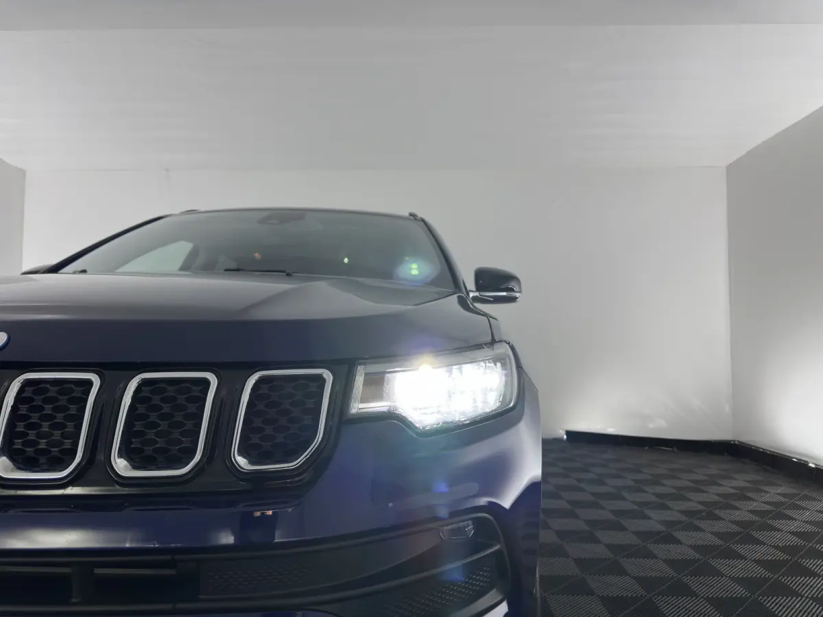 4xe 190 Plug-in Hybrid Limited Lease Ed. (INCL-BTW) *LEATHER-FABRIC | FULL-LED | ADAPTIVE-CRUISE | CAMERA | CARPLAY | BLIND-SPOT | KEYLESS | DAB+ | DIGI-COCKPIT | PRIVACY-GLASS | COMFORT-SEA