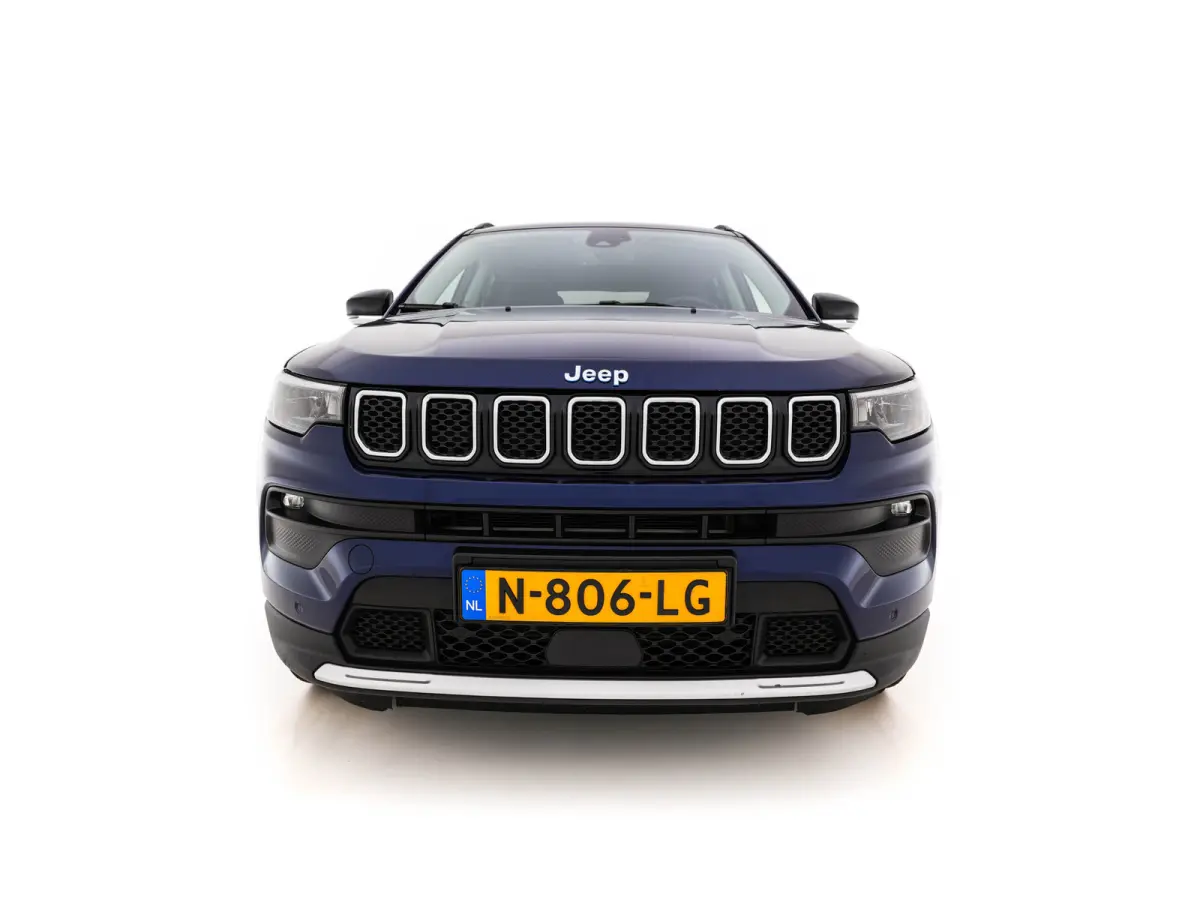 4xe 190 Plug-in Hybrid Limited Lease Ed. (INCL-BTW) *LEATHER-FABRIC | FULL-LED | ADAPTIVE-CRUISE | CAMERA | CARPLAY | BLIND-SPOT | KEYLESS | DAB+ | DIGI-COCKPIT | PRIVACY-GLASS | COMFORT-SEA