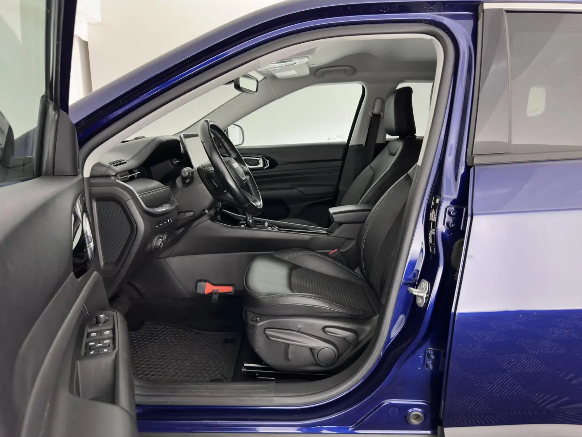 4xe 190 Plug-in Hybrid Limited Lease Ed. (INCL-BTW) *LEATHER-FABRIC | FULL-LED | ADAPTIVE-CRUISE | CAMERA | CARPLAY | BLIND-SPOT | KEYLESS | DAB+ | DIGI-COCKPIT | PRIVACY-GLASS | COMFORT-SEA