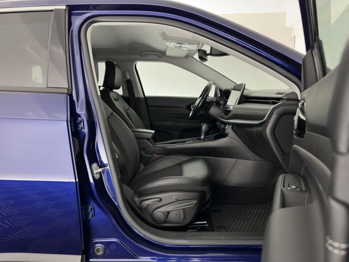 4xe 190 Plug-in Hybrid Limited Lease Ed. (INCL-BTW) *LEATHER-FABRIC | FULL-LED | ADAPTIVE-CRUISE | CAMERA | CARPLAY | BLIND-SPOT | KEYLESS | DAB+ | DIGI-COCKPIT | PRIVACY-GLASS | COMFORT-SEA