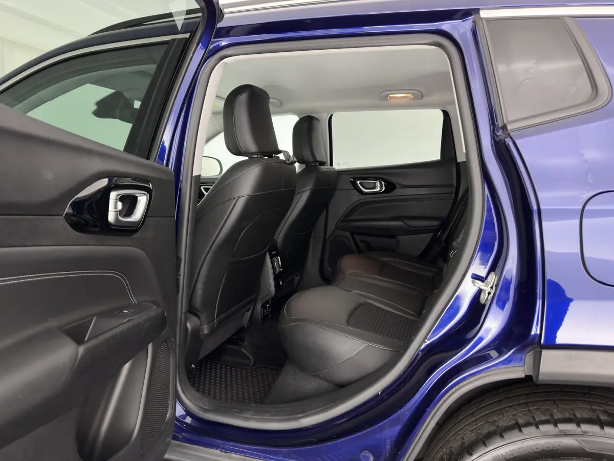 4xe 190 Plug-in Hybrid Limited Lease Ed. (INCL-BTW) *LEATHER-FABRIC | FULL-LED | ADAPTIVE-CRUISE | CAMERA | CARPLAY | BLIND-SPOT | KEYLESS | DAB+ | DIGI-COCKPIT | PRIVACY-GLASS | COMFORT-SEA