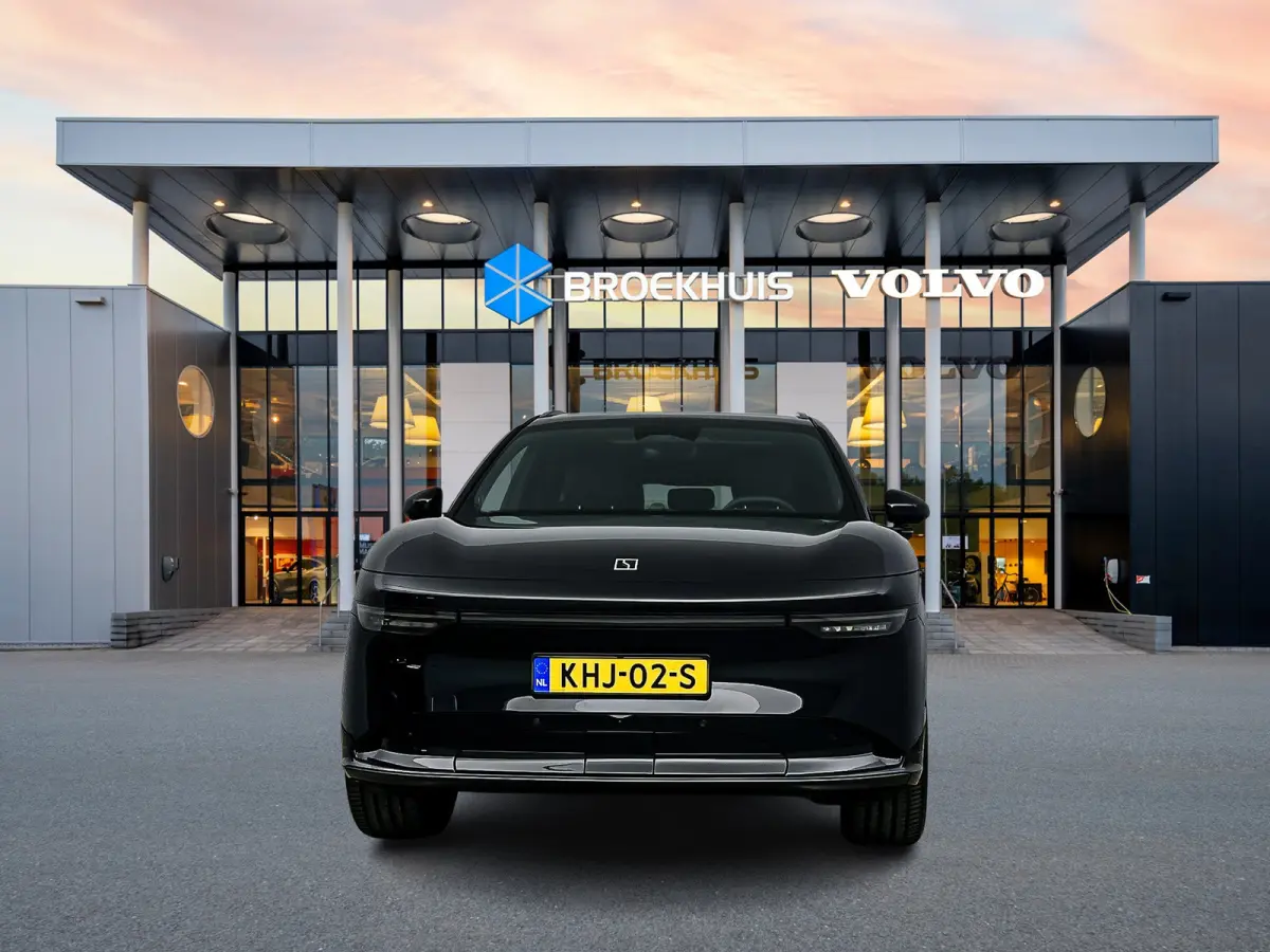 Long Range 100 kWh | 19" | Panoramadak | Elektr. verst. Nappa stoelen+stuurwiel | Groot Head-Up | 3D Camera | Stoel/Stuur/Achterbankverwarming