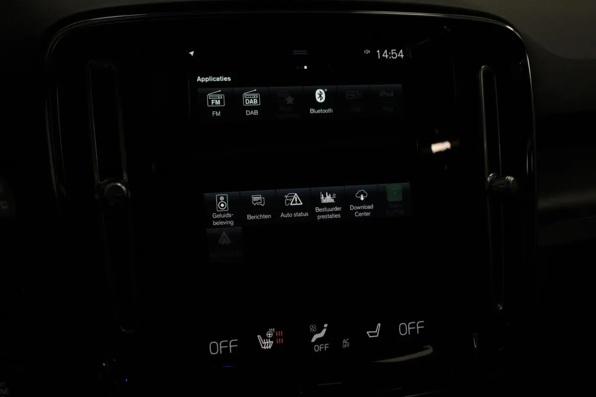 1.5 T5 Plug-in hybrid Ultimate Dark Electrisch Glazen Panorama dak Navigatie Dab Led Adaptive Cruise Control Camera Parkeer sensoren