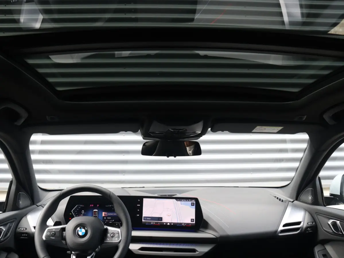 120 | M Sportpakket Pro | Innovation Pack | Panodak | Head-Up | Parking Assistant Plus | Harman Kardon | Elektr. M Sportstoelen | Driving Assistant Plus | 19'' LMV