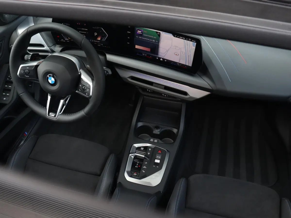 120 | M Sportpakket Pro | Innovation Pack | Panodak | Head-Up | Parking Assistant Plus | Harman Kardon | Elektr. M Sportstoelen | Driving Assistant Plus | 19'' LMV
