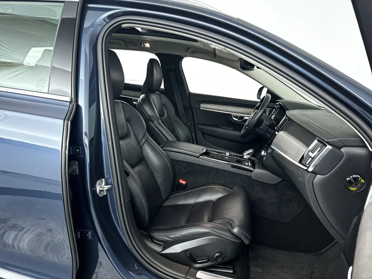 T8 AWD Inscription | Panoramadak | 360° camera | Head-up display | Harman Kardon | Stoelventilatie | Stoel- en stuurverwarming
