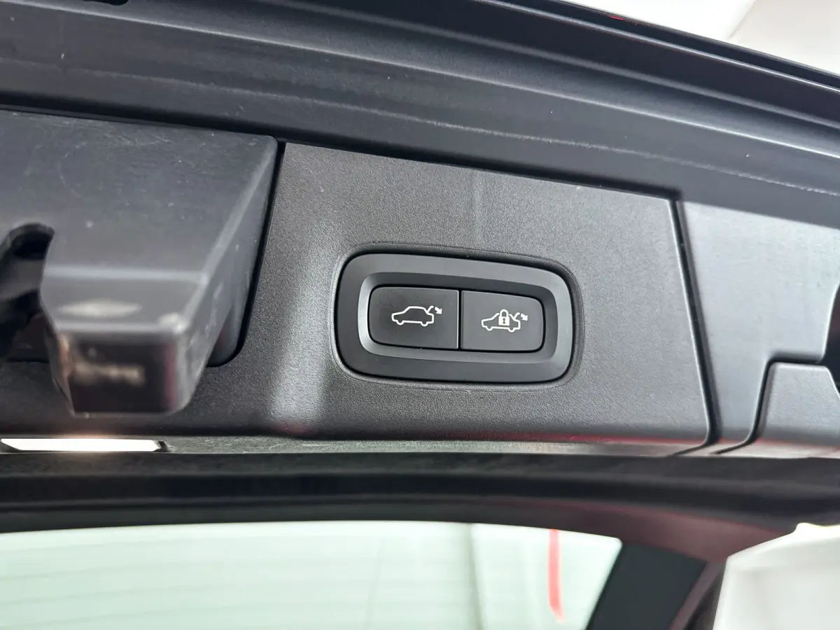 T8 AWD Inscription | Panoramadak | 360° camera | Head-up display | Harman Kardon | Stoelventilatie | Stoel- en stuurverwarming