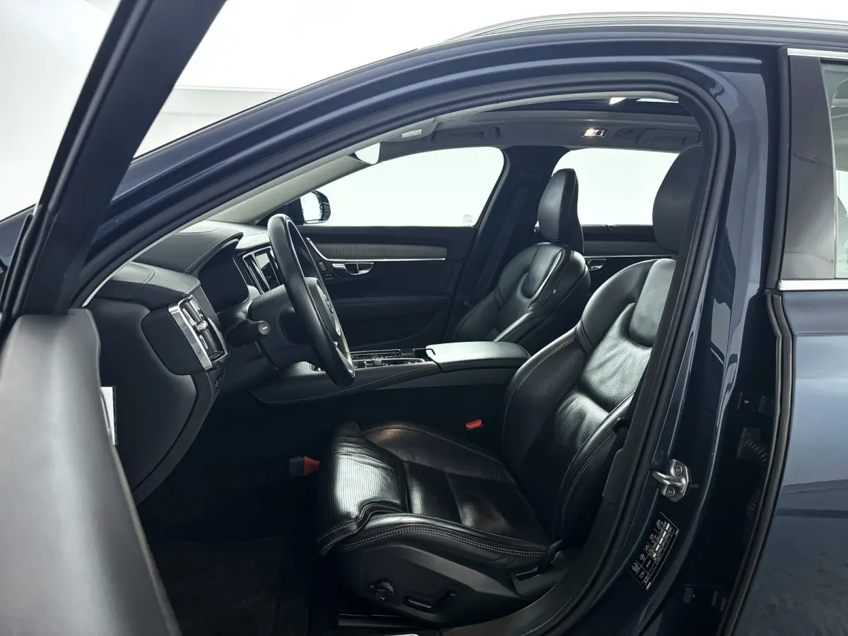T8 AWD Inscription | Panoramadak | 360° camera | Head-up display | Harman Kardon | Stoelventilatie | Stoel- en stuurverwarming