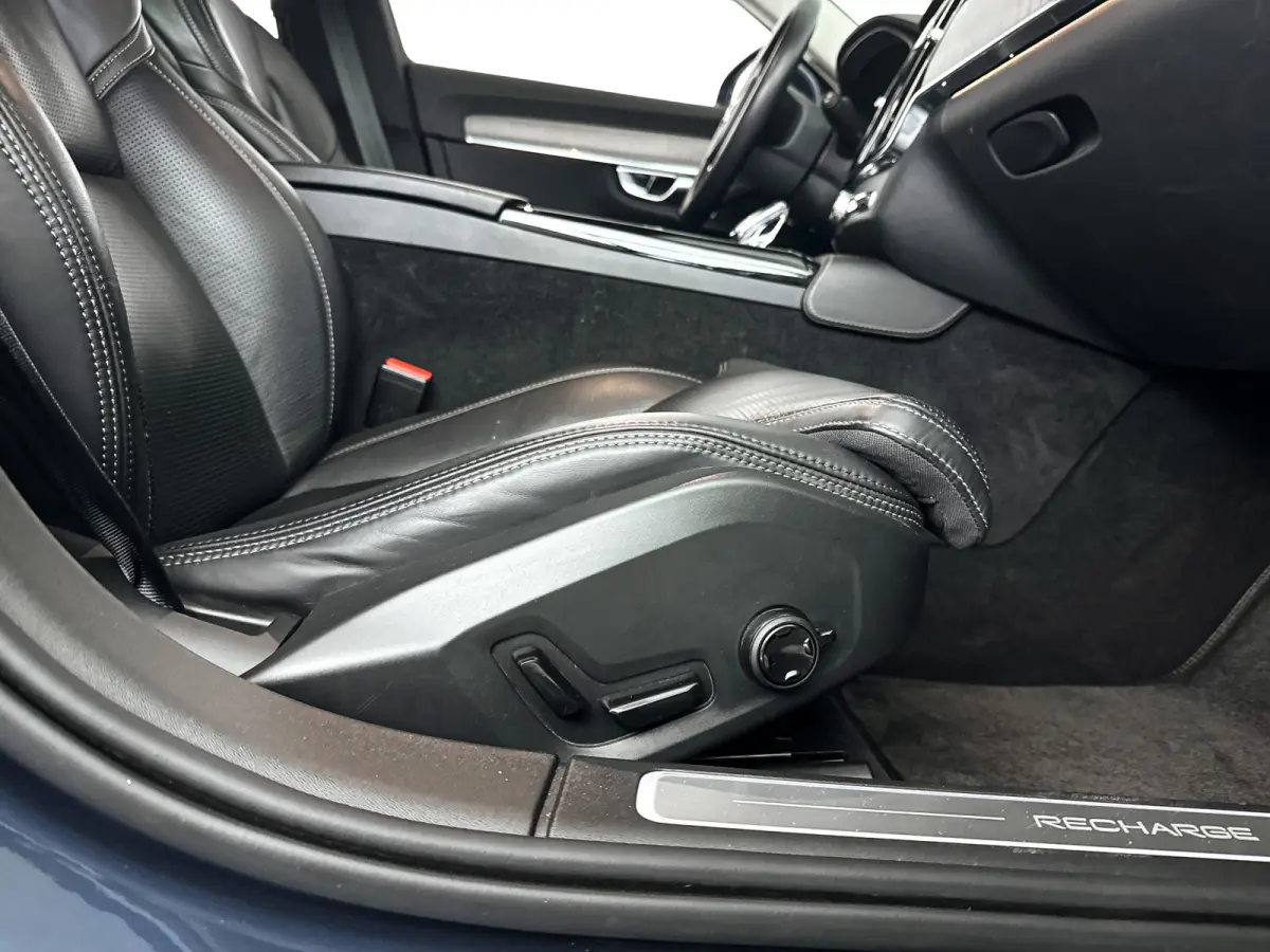 T8 AWD Inscription | Panoramadak | 360° camera | Head-up display | Harman Kardon | Stoelventilatie | Stoel- en stuurverwarming