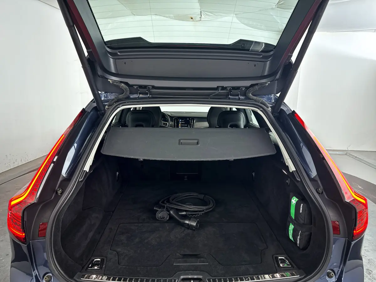 T8 AWD Inscription | Panoramadak | 360° camera | Head-up display | Harman Kardon | Stoelventilatie | Stoel- en stuurverwarming