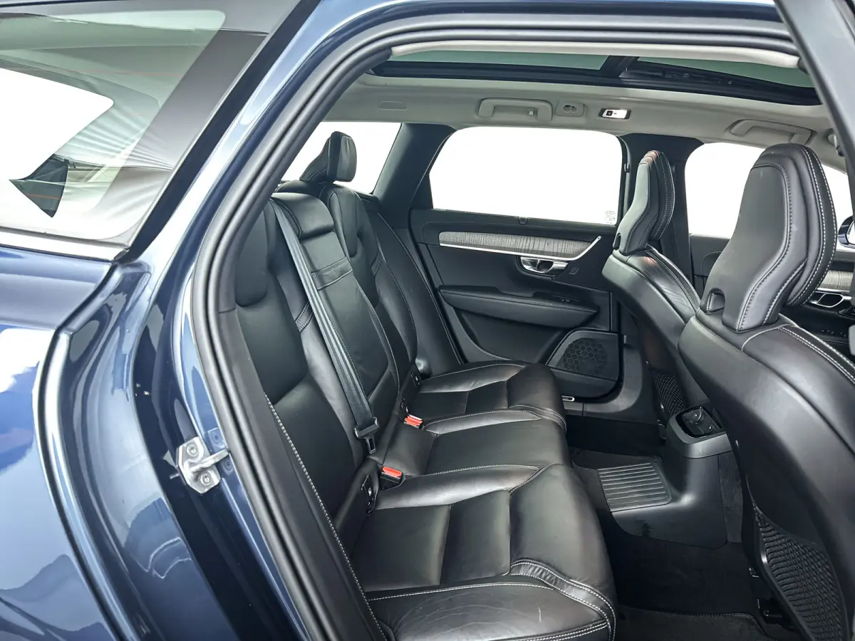 T8 AWD Inscription | Panoramadak | 360° camera | Head-up display | Harman Kardon | Stoelventilatie | Stoel- en stuurverwarming