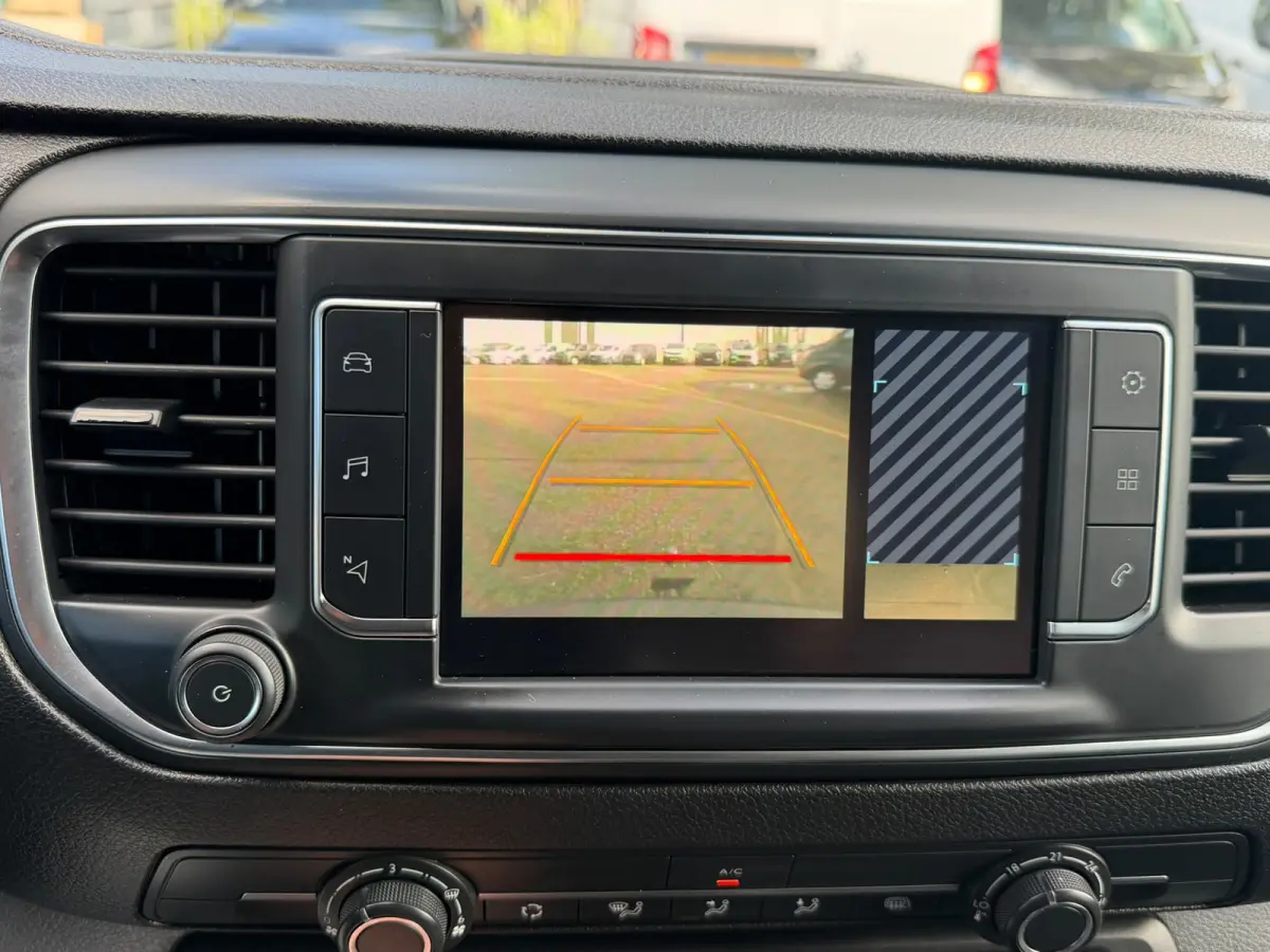 2.0 CDTI L2H1 Edition AUTOMAAT / Camera / Trekhaak / App connect