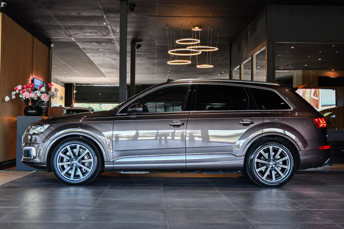 3.0 TDI e-tron quattro S-Line, 360 Cam, Softclose, Trekhaak, Luchtvering, Pano, Bose, HUD, Camera, ACC, LED!