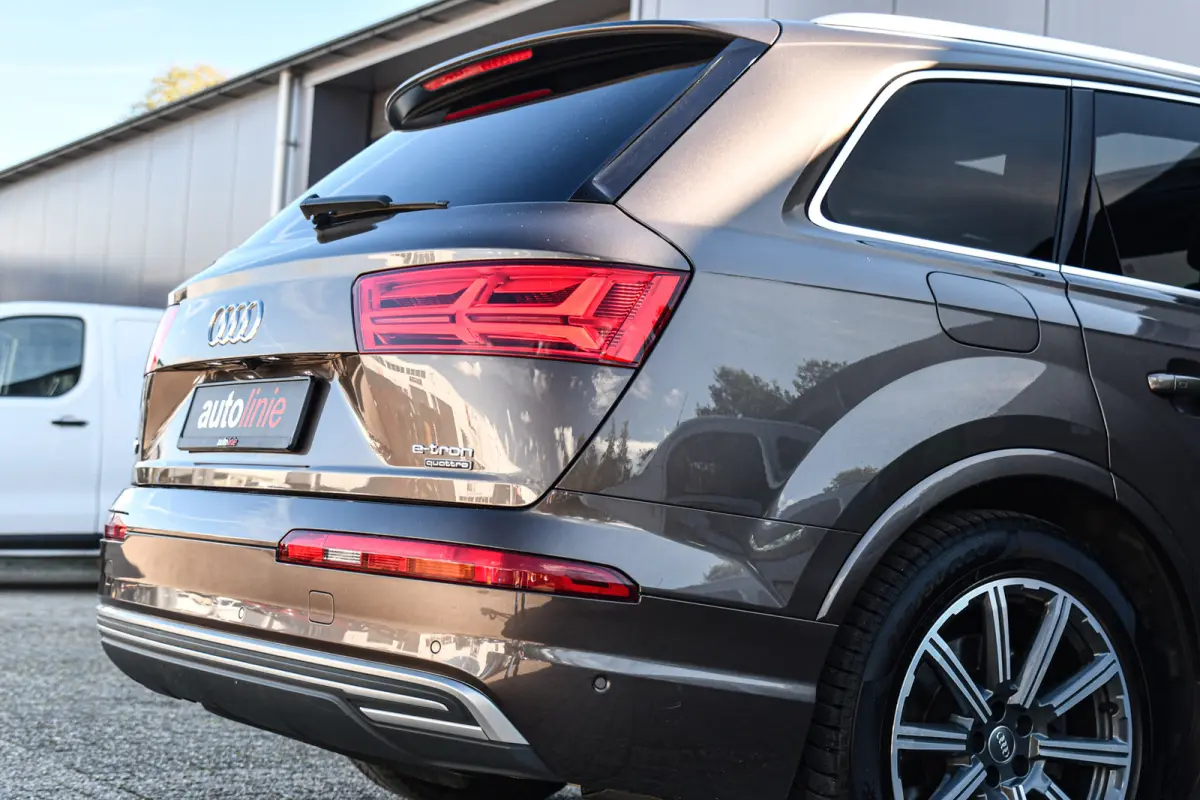 3.0 TDI e-tron quattro S-Line, 360 Cam, Softclose, Trekhaak, Luchtvering, Pano, Bose, HUD, Camera, ACC, LED!