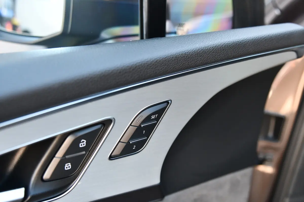 3.0 TDI e-tron quattro S-Line, 360 Cam, Softclose, Trekhaak, Luchtvering, Pano, Bose, HUD, Camera, ACC, LED!