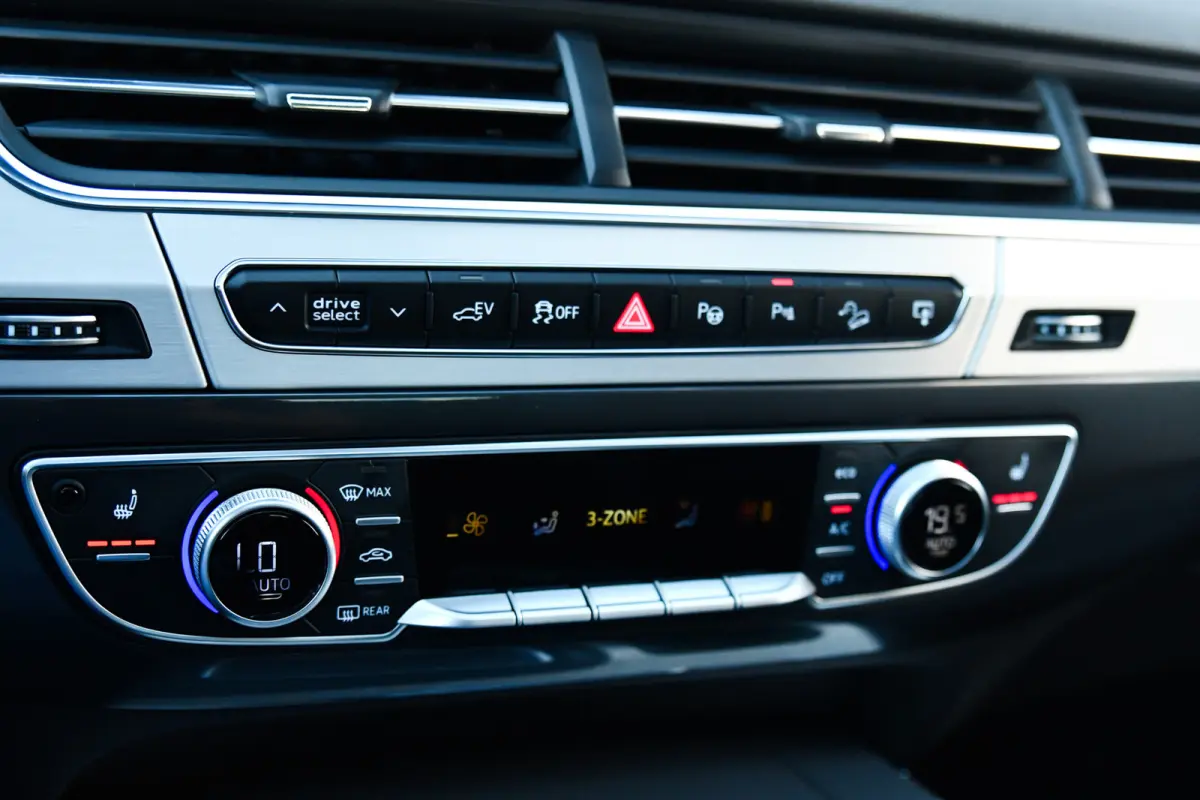 3.0 TDI e-tron quattro S-Line, 360 Cam, Softclose, Trekhaak, Luchtvering, Pano, Bose, HUD, Camera, ACC, LED!