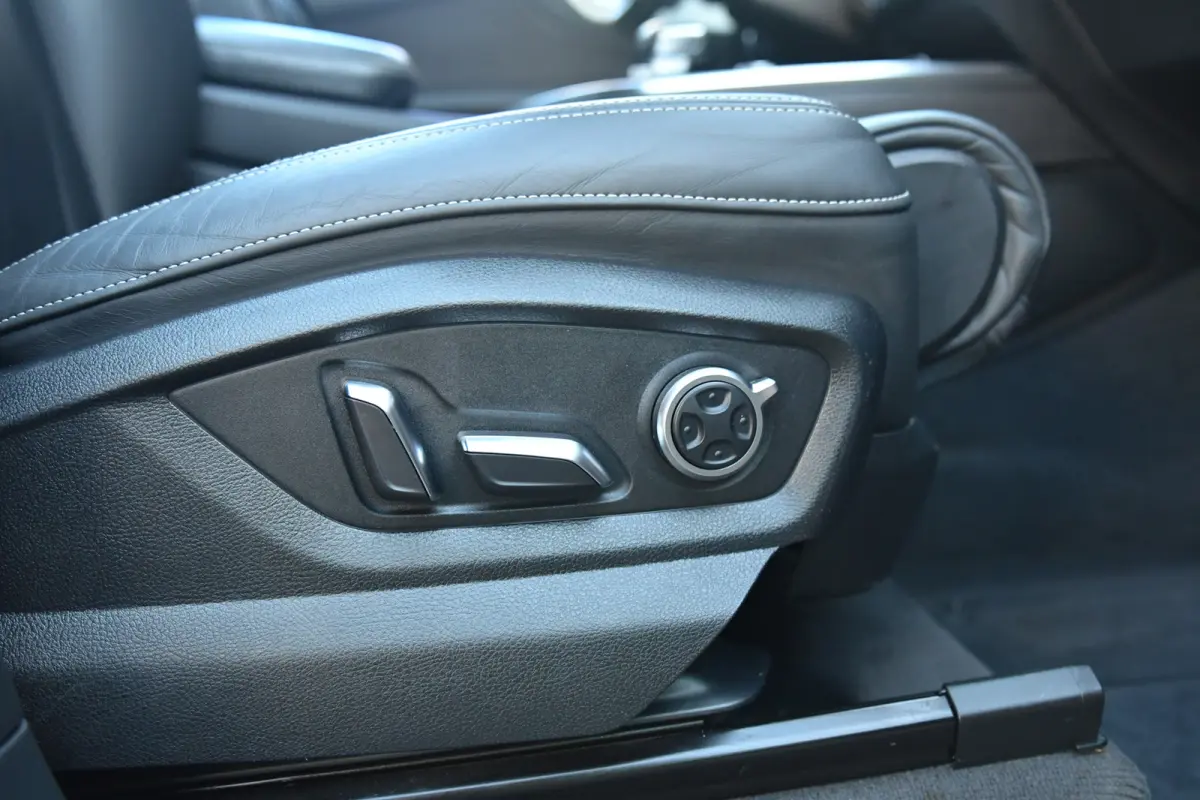 3.0 TDI e-tron quattro S-Line, 360 Cam, Softclose, Trekhaak, Luchtvering, Pano, Bose, HUD, Camera, ACC, LED!