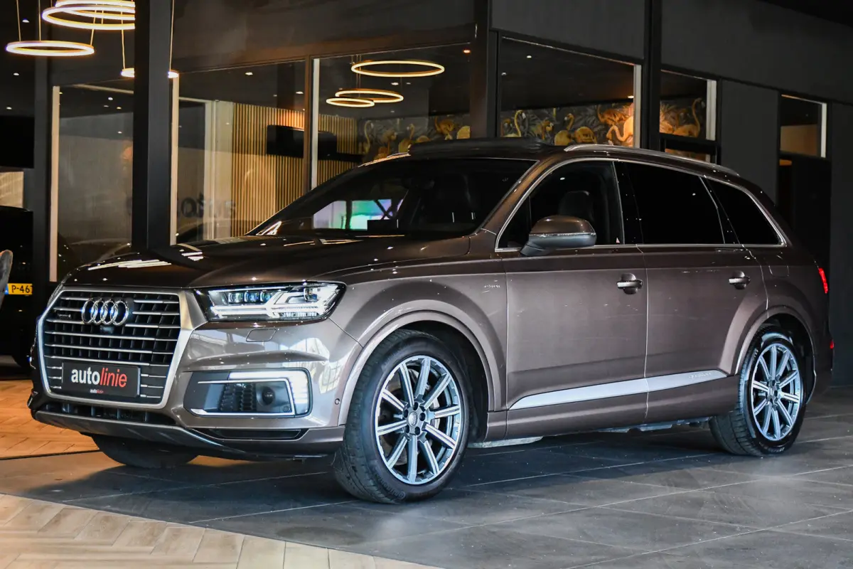 3.0 TDI e-tron quattro S-Line, 360 Cam, Softclose, Trekhaak, Luchtvering, Pano, Bose, HUD, Camera, ACC, LED!