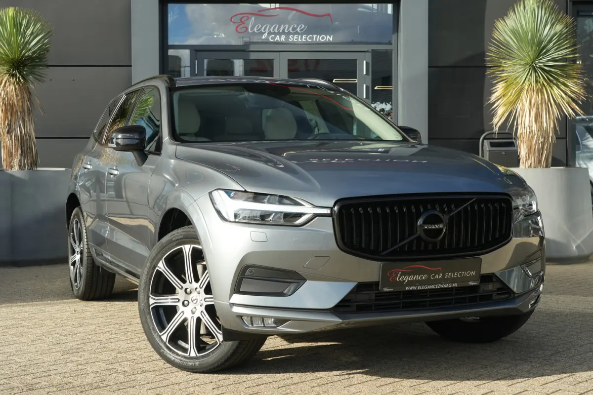 2.0 T6 AWD Inscription | 310 PK | Panoramadak | Lederen bekleding | Luchtvering | Trekhaak | Volvo XC60 2.0 T6 AWD Inscription 310 PK met 2.0-liter 4-cilinder benzinemotor, panoramadak, luxe