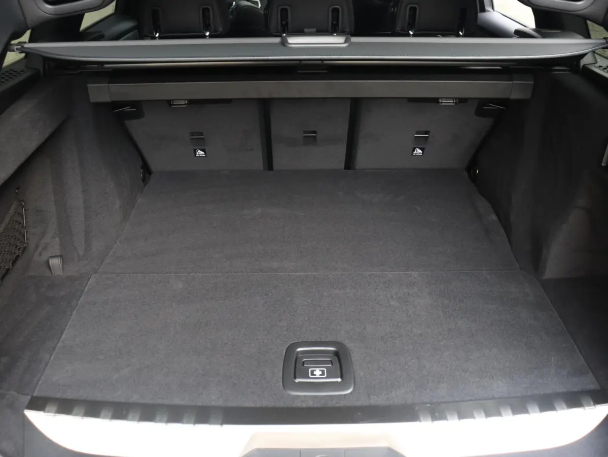 330e | M Sportpakket Pro | Panodak | Trekhaak | Head-Up | Elektr. Stoelen | Adaptive Cruise Control | Harman Kardon | Driving Assistant | Parking Assistant Plus | SoH 100% | 19'' LMV