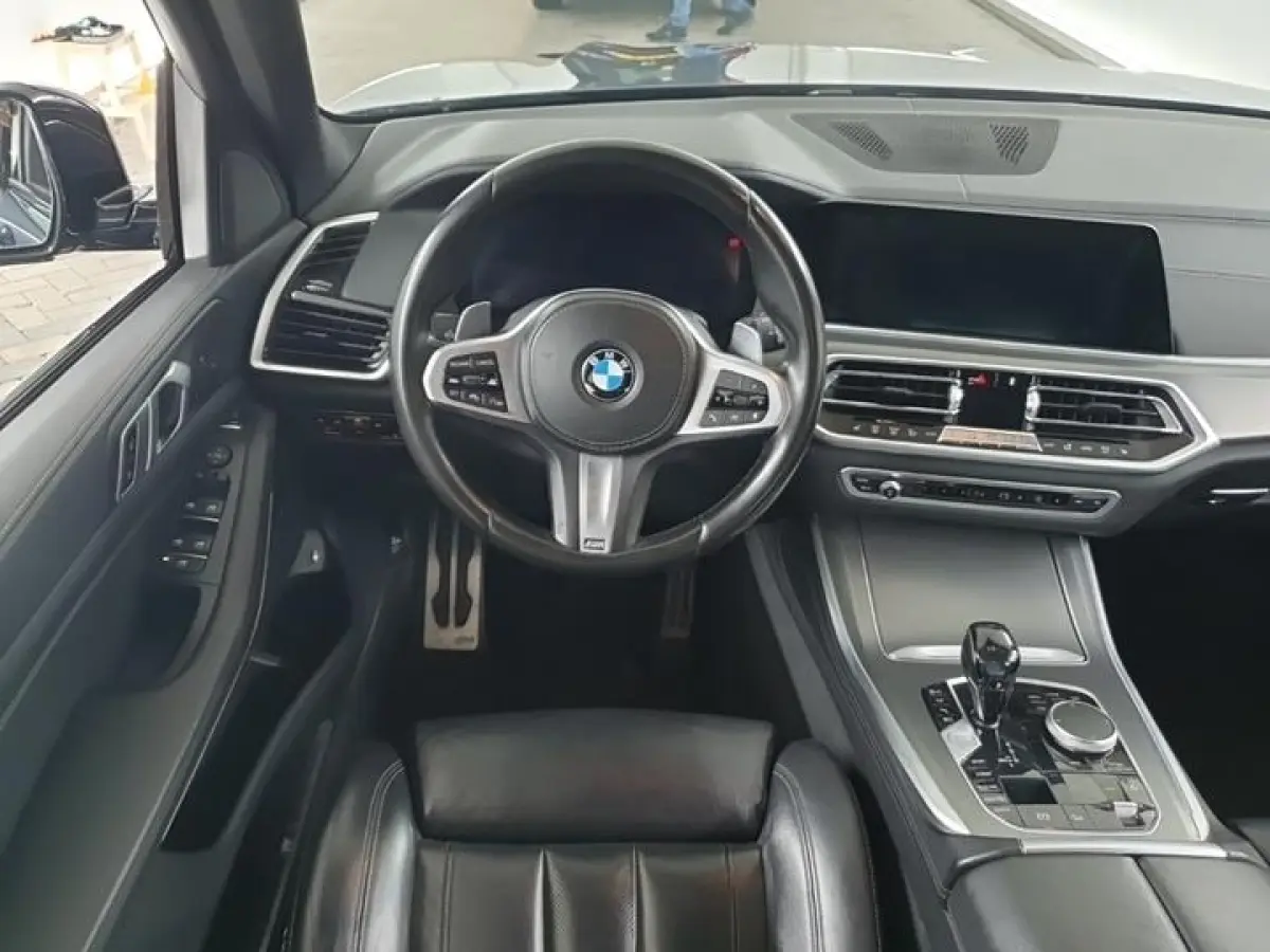 xDrive45e High Executive | M-Pakket | 360* Camera | Achterasbesturing | NL-Auto