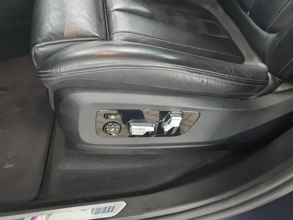 xDrive45e High Executive | M-Pakket | 360* Camera | Achterasbesturing | NL-Auto
