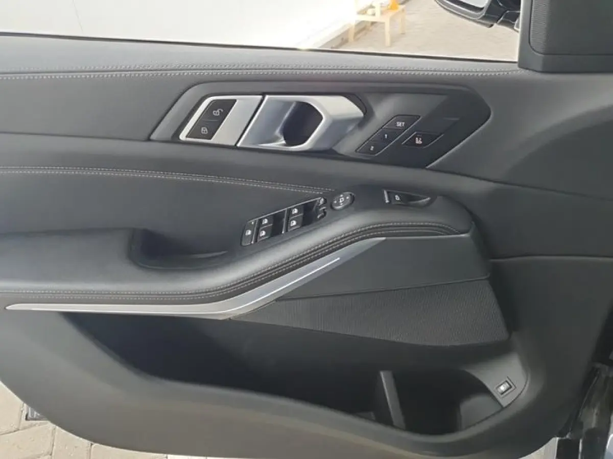 xDrive45e High Executive | M-Pakket | 360* Camera | Achterasbesturing | NL-Auto