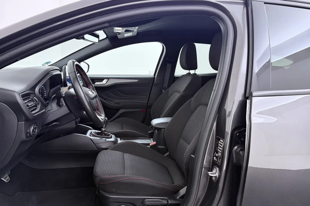 1.0 EcoBoost Hybrid ST-Line Style | Trekhaak | Facelift | Org NL | CarPlay | Camera | Winter Pack |