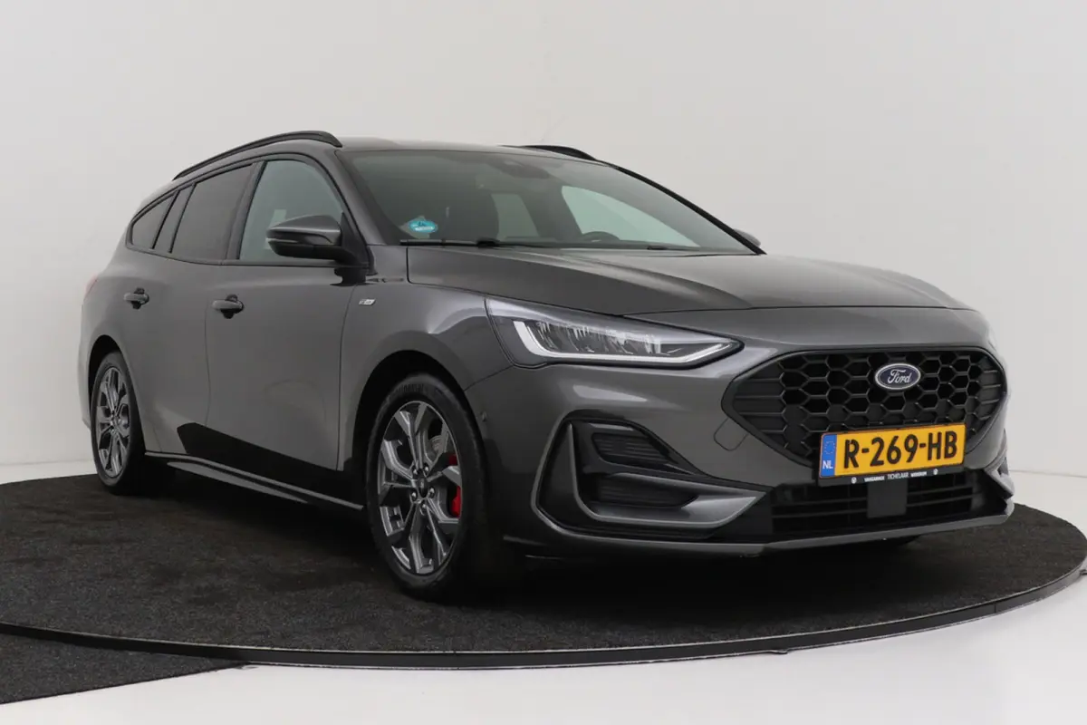 1.0 EcoBoost Hybrid ST-Line Style | Trekhaak | Facelift | Org NL | CarPlay | Camera | Winter Pack |