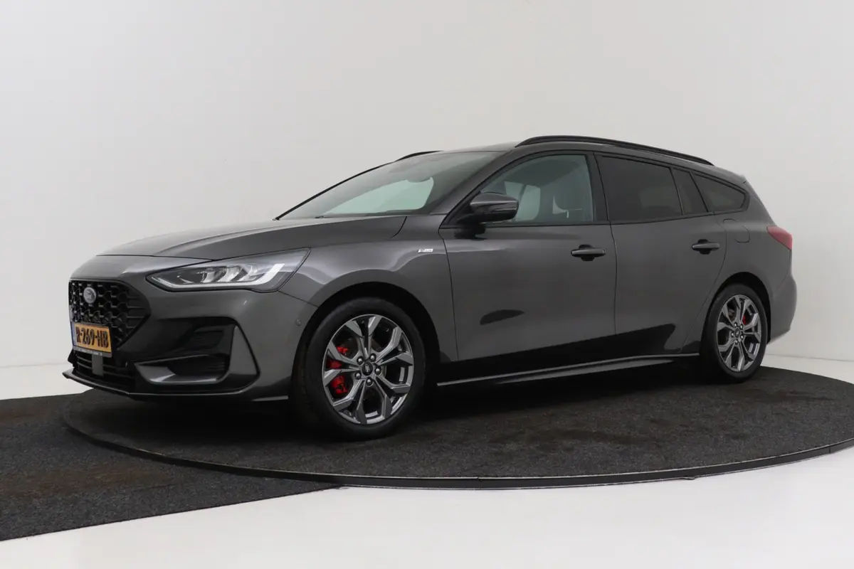1.0 EcoBoost Hybrid ST-Line Style | Trekhaak | Facelift | Org NL | CarPlay | Camera | Winter Pack |