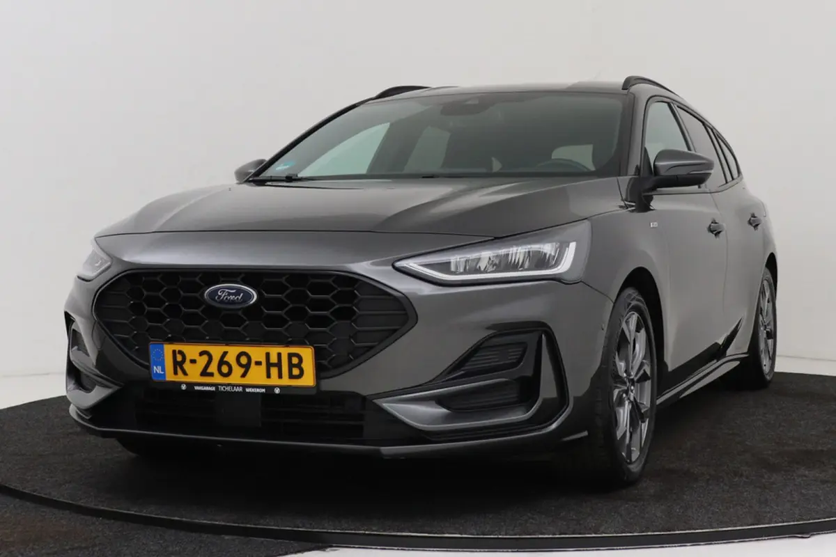 1.0 EcoBoost Hybrid ST-Line Style | Trekhaak | Facelift | Org NL | CarPlay | Camera | Winter Pack |