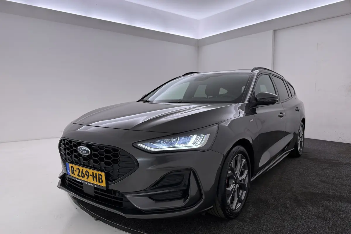 1.0 EcoBoost Hybrid ST-Line Style | Trekhaak | Facelift | Org NL | CarPlay | Camera | Winter Pack |