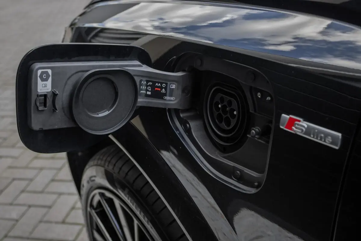 45 TFSIe S-Line | PANO | 20 INCH | CARPLAY | KEYLESS