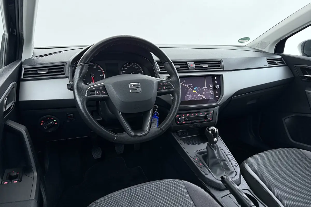 1.0 TSI Style Business Intense | Trekhaak | Climate Control | Stoelverwarming | Cruise Control |
