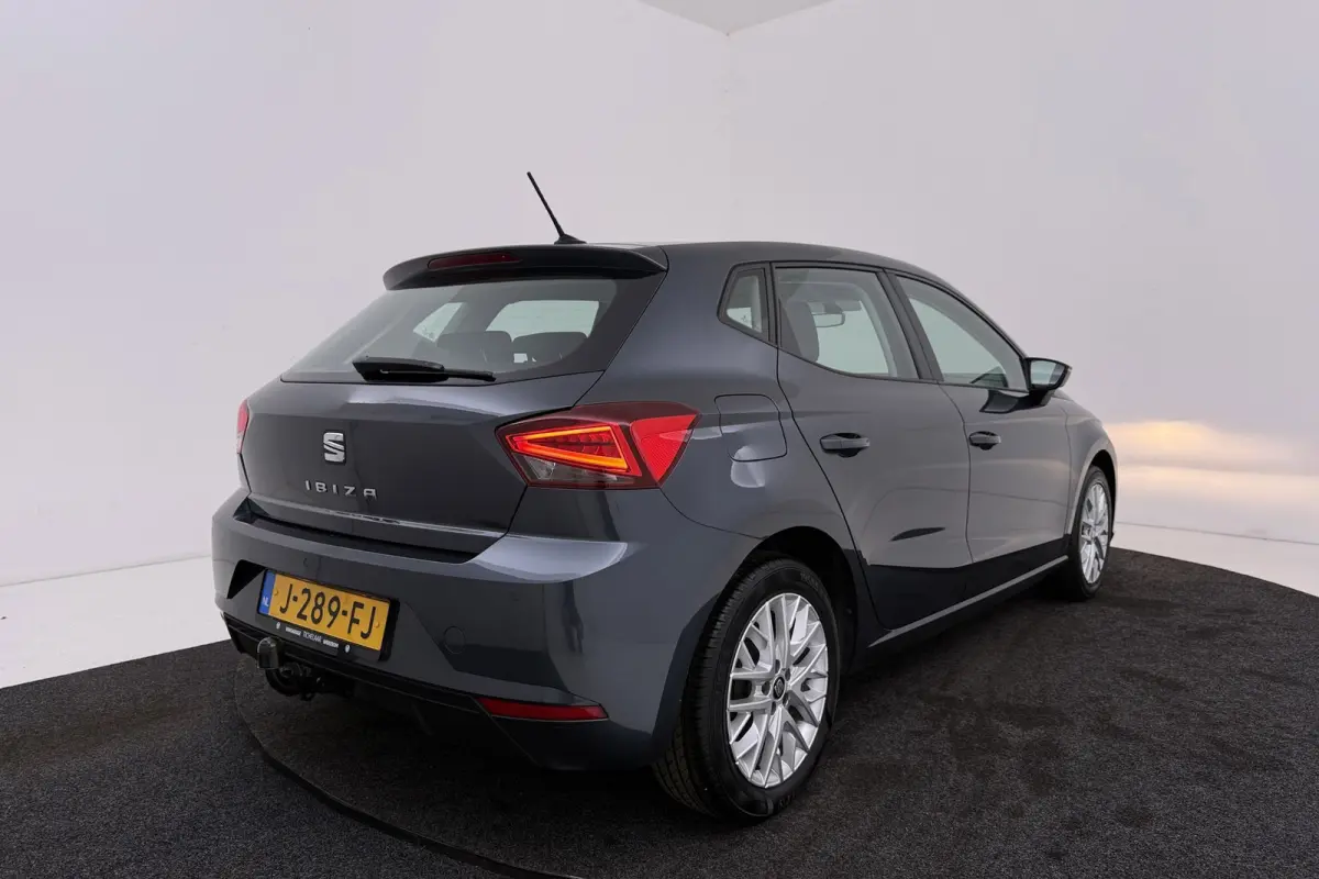 1.0 TSI Style Business Intense | Trekhaak | Climate Control | Stoelverwarming | Cruise Control |