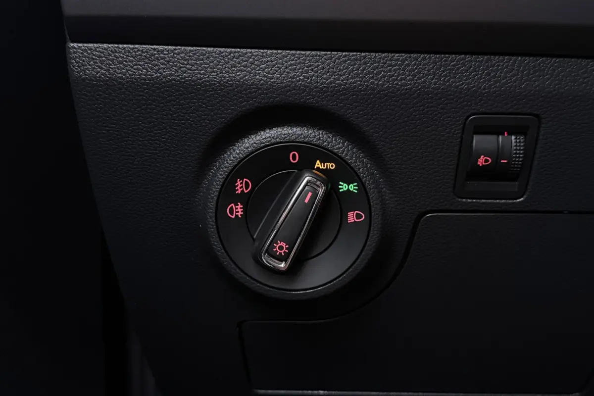1.0 TSI Style Business Intense | Trekhaak | Climate Control | Stoelverwarming | Cruise Control |