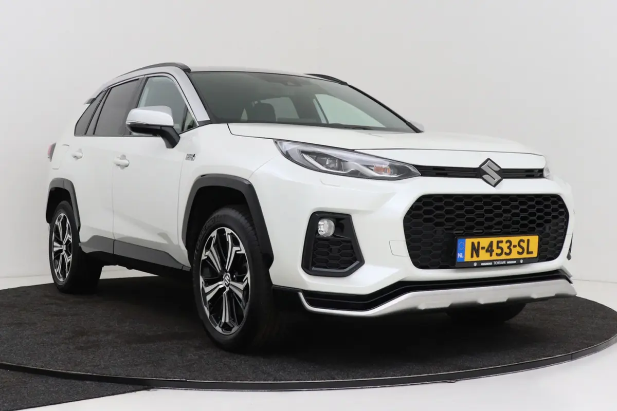 2.5 Plug-in Hybrid Style | Trekhaak | CarPlay | Camera | Stoelverwarming V+A | 89.000 KM! |