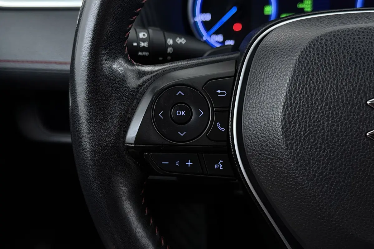2.5 Plug-in Hybrid Style | Trekhaak | CarPlay | Camera | Stoelverwarming V+A | 89.000 KM! |