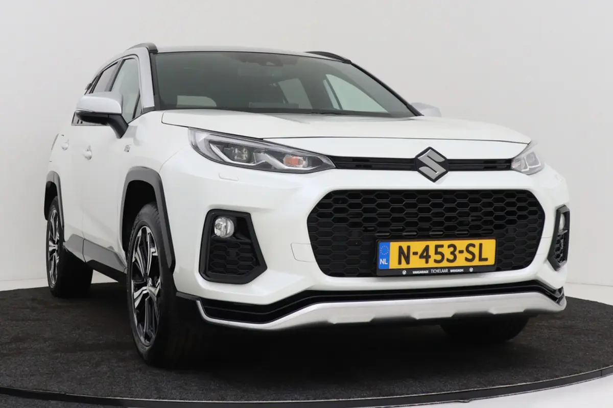 2.5 Plug-in Hybrid Style | Trekhaak | CarPlay | Camera | Stoelverwarming V+A | 89.000 KM! |