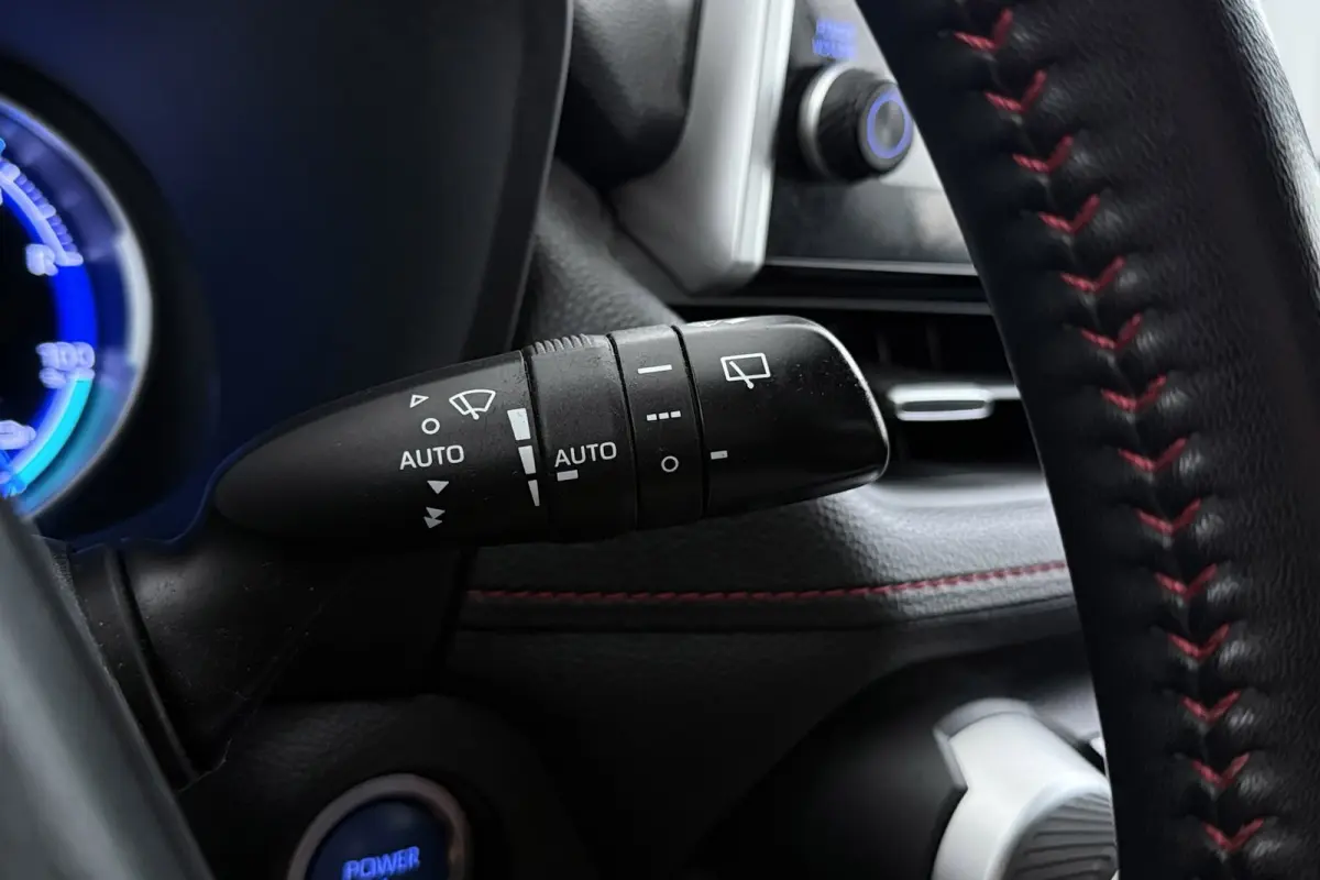 2.5 Plug-in Hybrid Style | Trekhaak | CarPlay | Camera | Stoelverwarming V+A | 89.000 KM! |