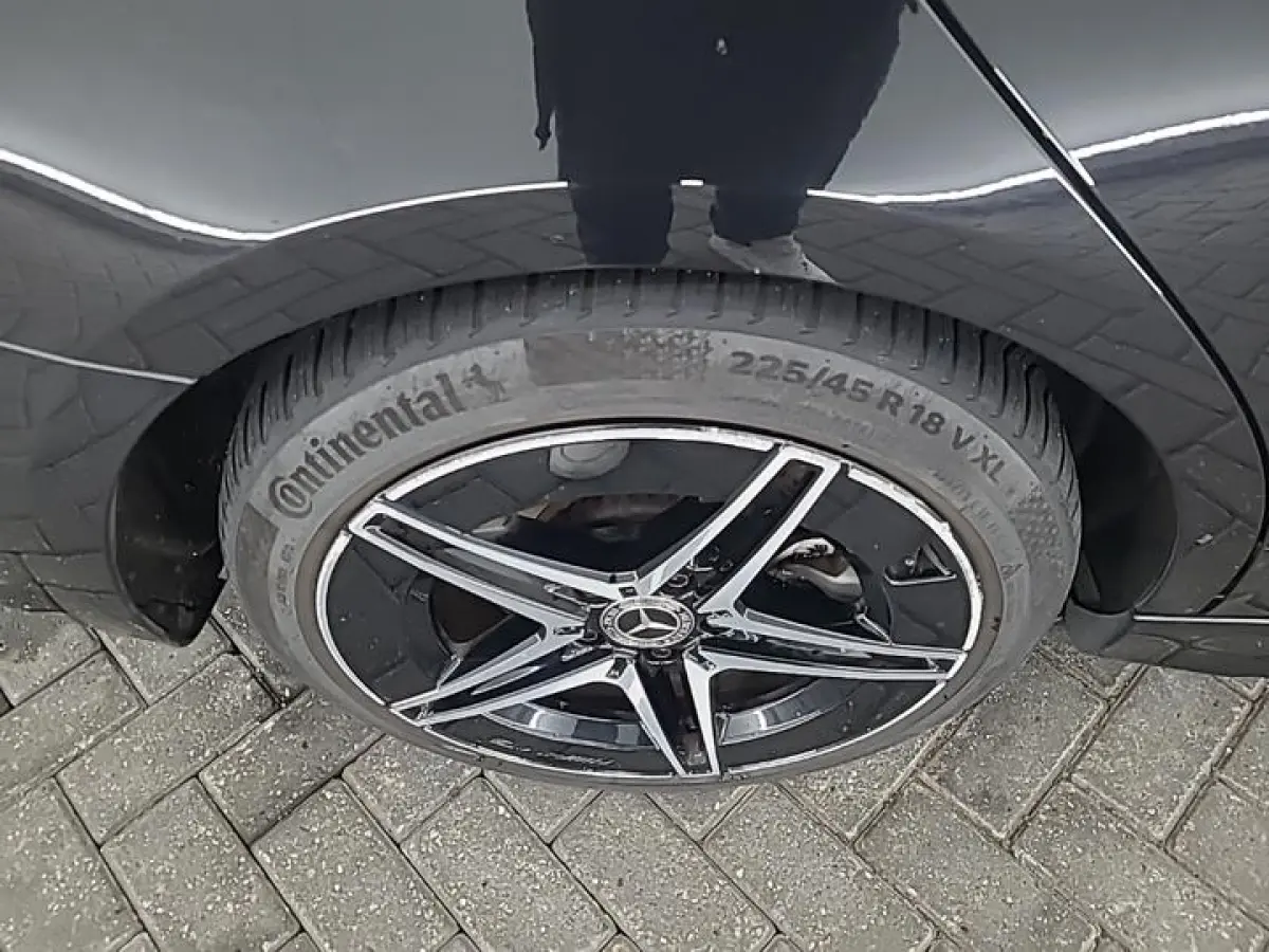 300 e AMG Line | Panoramadak | AMG-Pakket | Night Pack | NL-Auto |