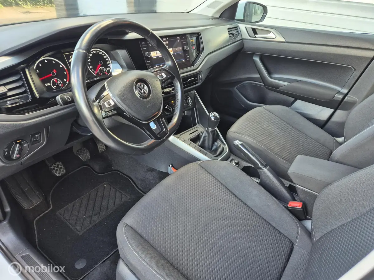 1E EIGENAAR BTW APPLE CARPLAY NAP
